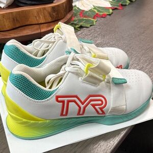 TYR White and Yellow Lifters (L-1) with Teal Accents